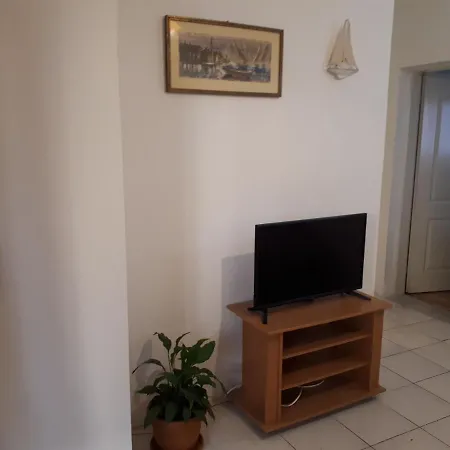 Apartman 3 - Mali Apartment Jezera